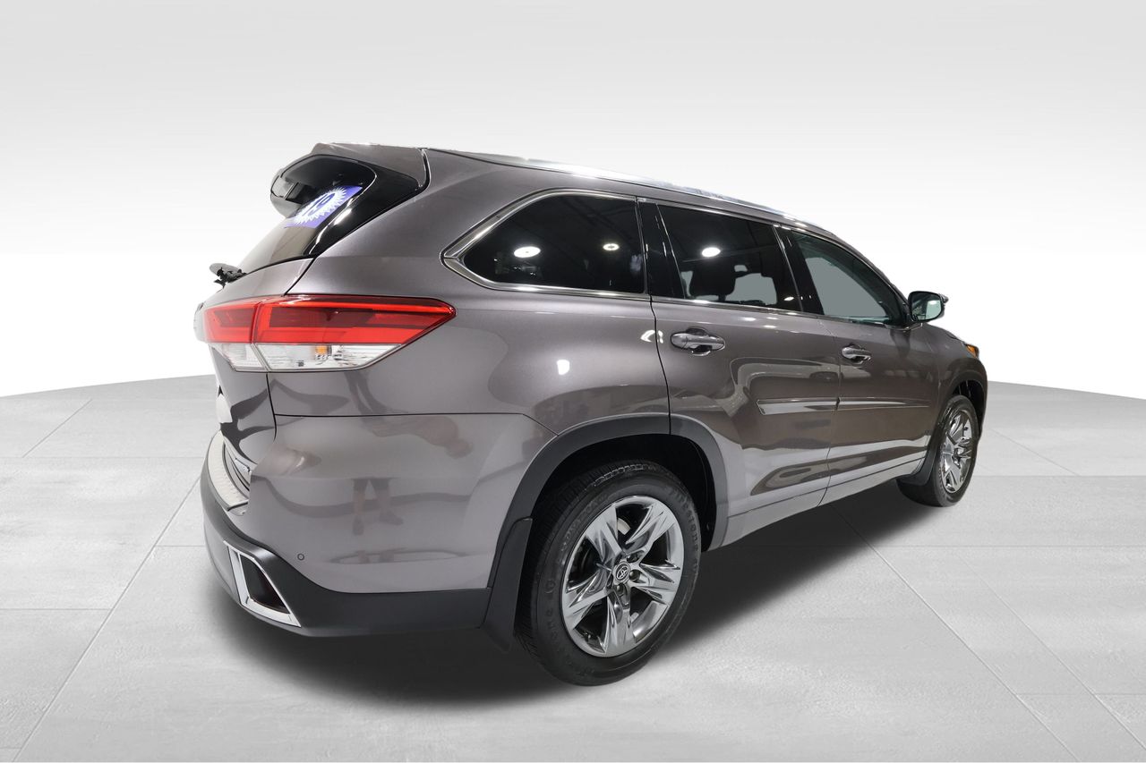 2019 Toyota Highlander Limited photo 4
