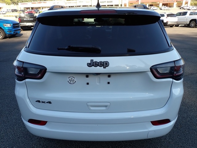 2022 Jeep Compass High Altitude photo 3