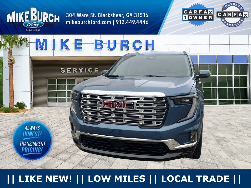 2024 GMC Acadia Denali's photo