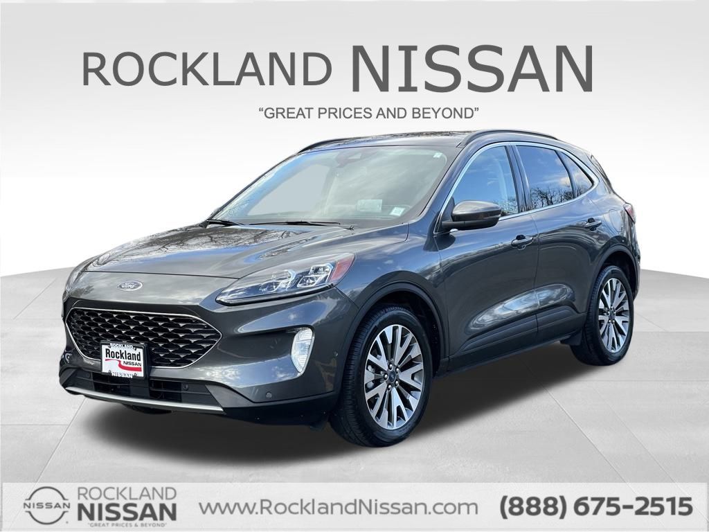 2020 Ford Escape Titanium's photo