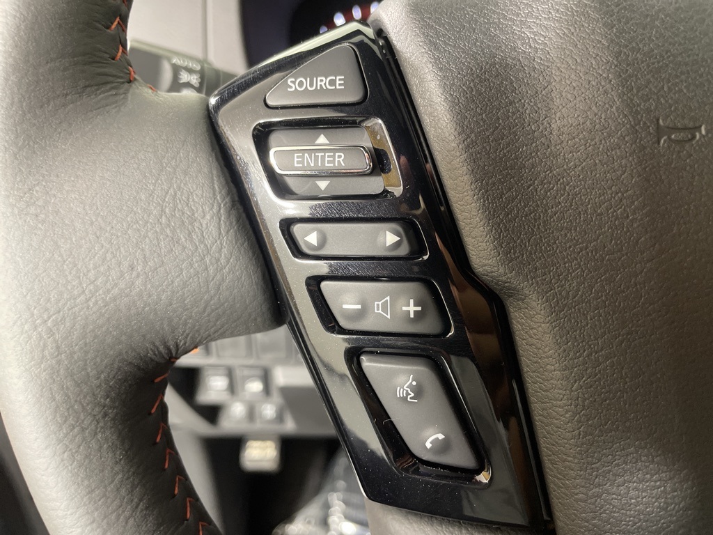 2025 Nissan Frontier PRO-4X photo 20