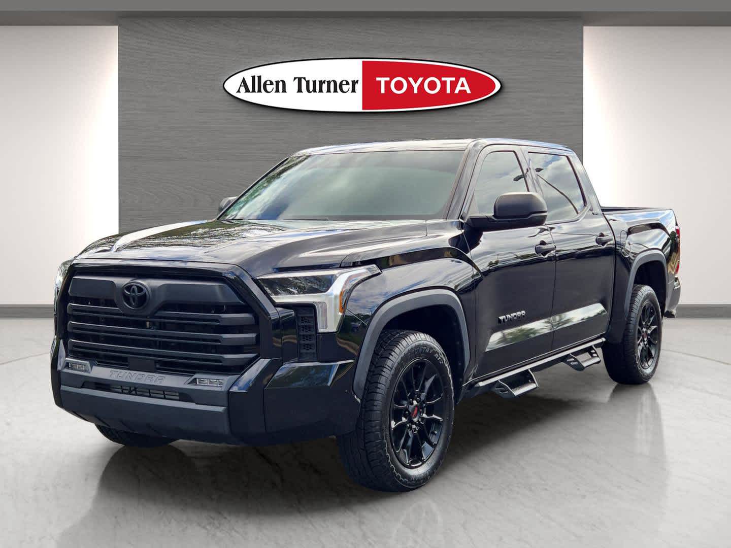 2023 Toyota Tundra SR5 photo 3