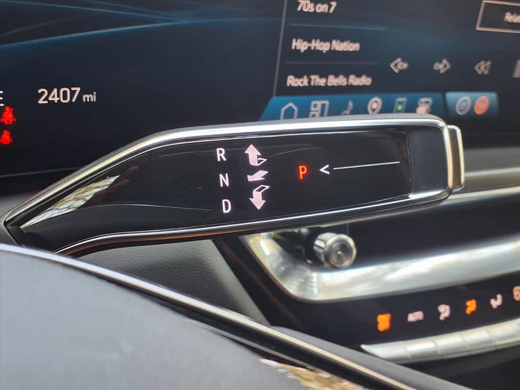 2024 Cadillac Lyriq Tech photo 18