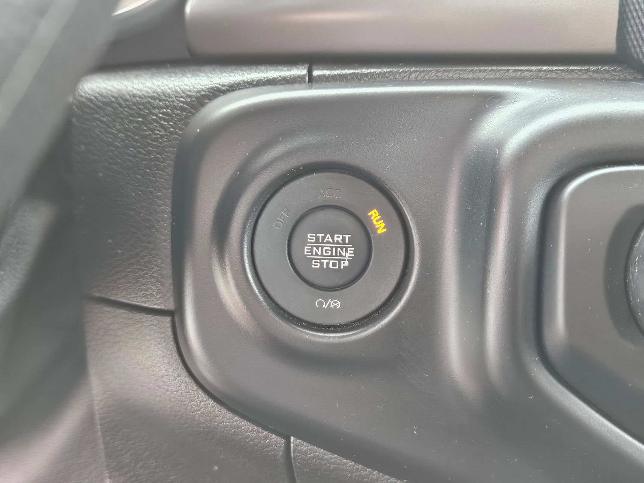 2021 Jeep Wrangler Sport photo 15