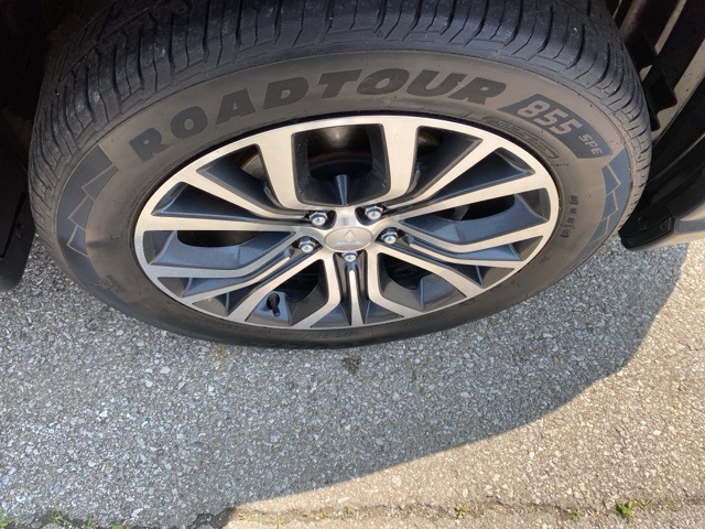 2018 Mitsubishi Outlander ES photo 31