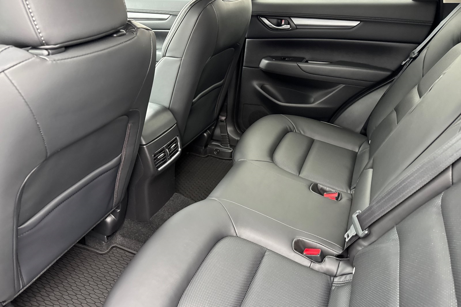 2025 Mazda CX-5 2.5 Select photo 10