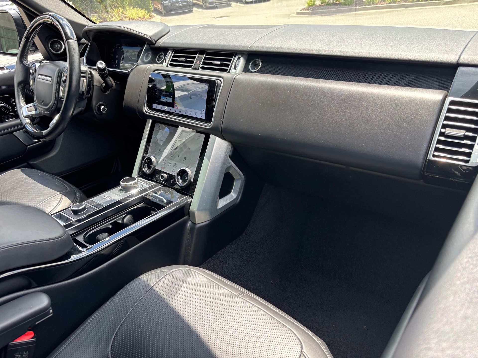 2022 Land Rover Range Rover HSE Westminster Edition photo 2