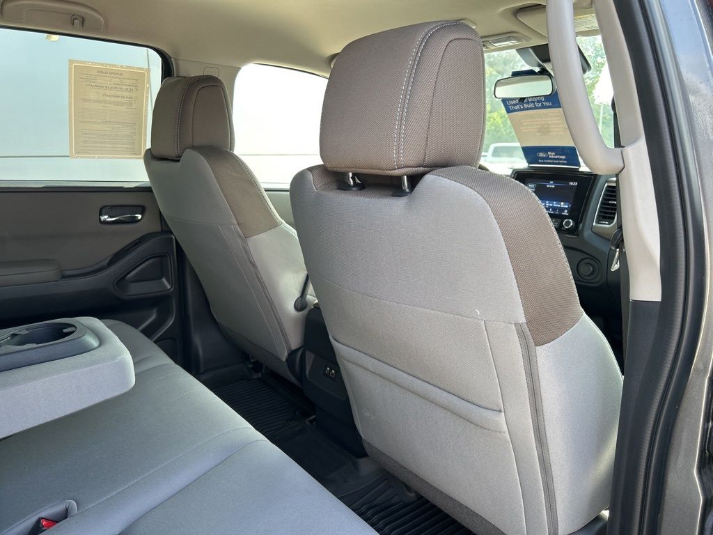 2023 Nissan Frontier SV photo 22