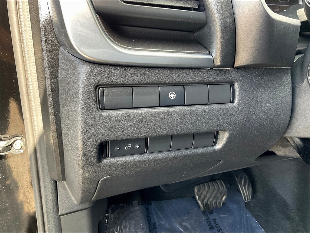 2023 Nissan Rogue SV photo 25