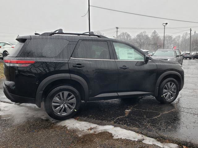 2025 Nissan Pathfinder SV photo 4