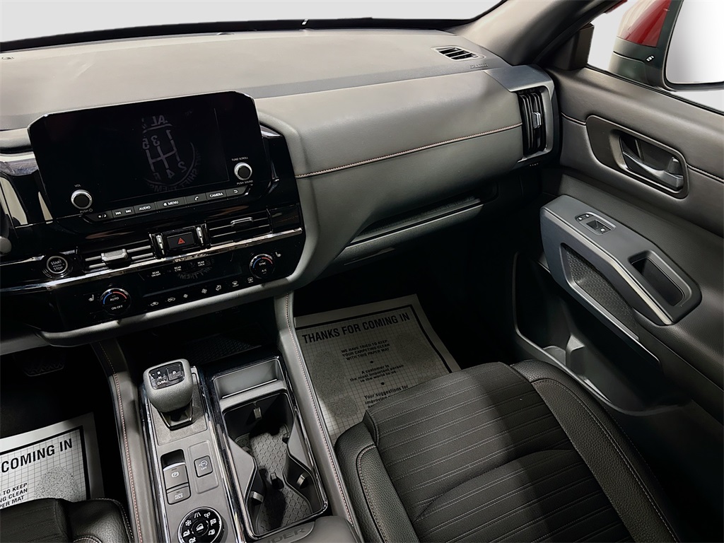 2023 Nissan Pathfinder Rock Creek photo 7