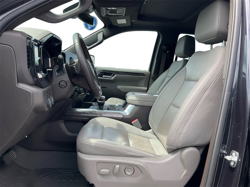2022 Chevrolet Silverado 1500 LTZ photo 21