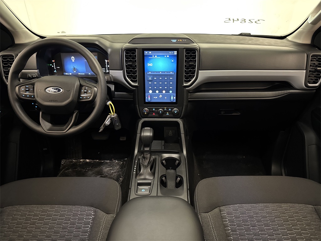 2025 Ford Ranger XL photo 3