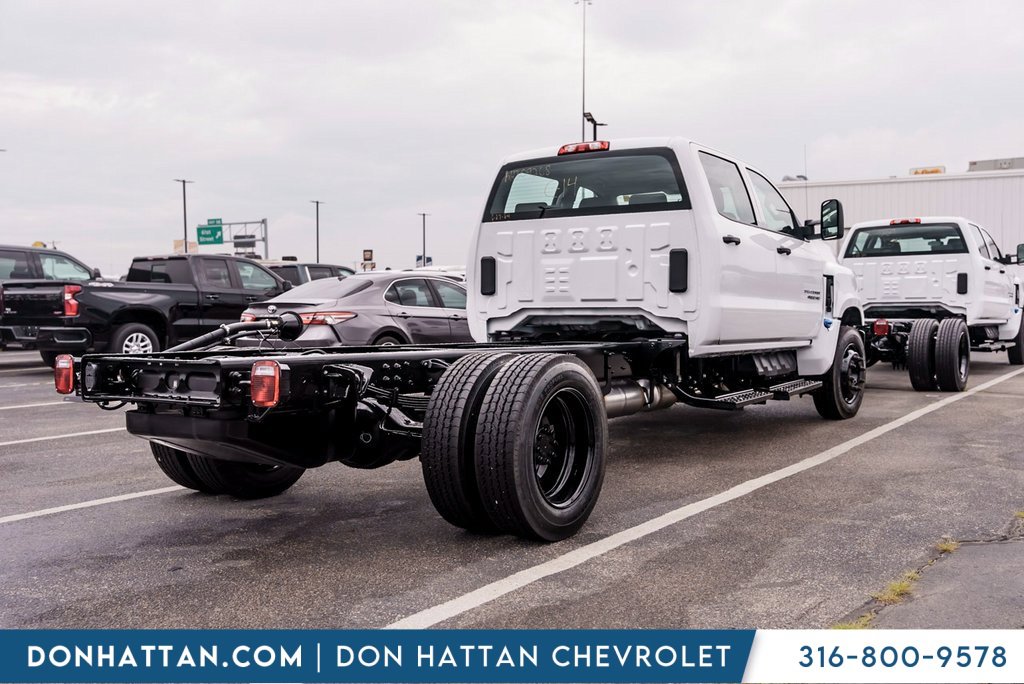 2024 Chevrolet Silverado 4500HD Work Truck photo 38