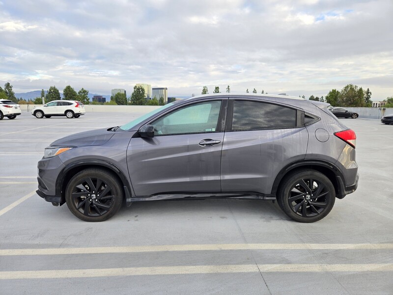 2021 Honda HR-V Sport photo 2