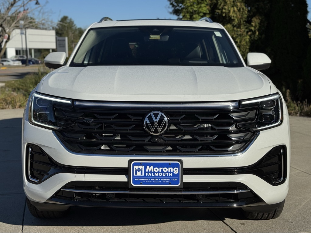 2026 Volkswagen Atlas SEL Premium R-Line photo 2