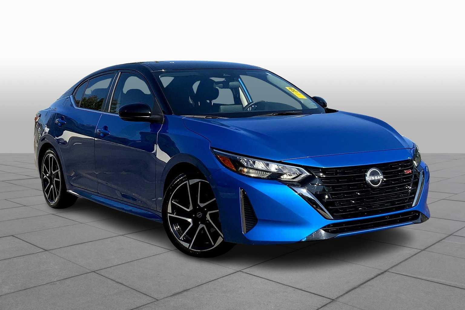 2024 Nissan Sentra SR photo 2