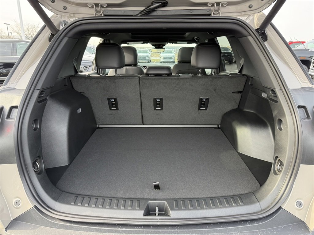 2026 GMC TERRAIN - Image 33