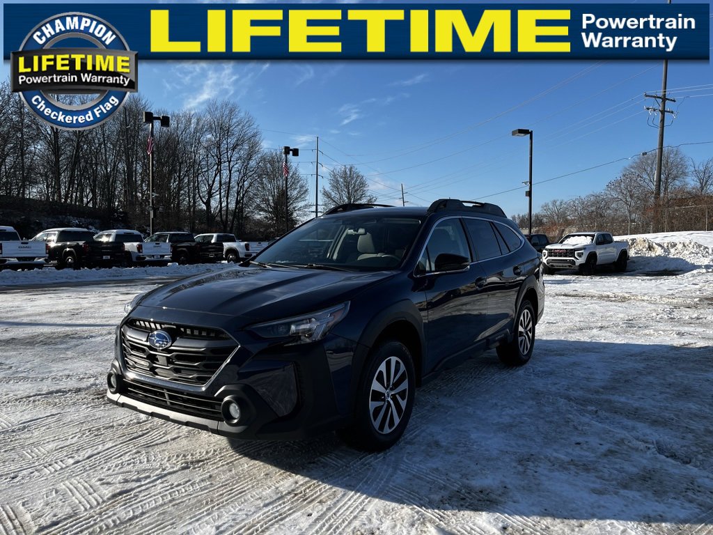 2024 Subaru Outback Premium's photo