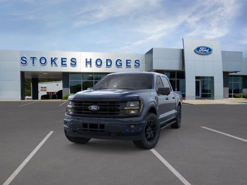 2025 Ford F-150 XLT photo 2