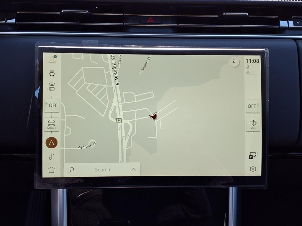2025 Land Rover Range Rover SE photo 11