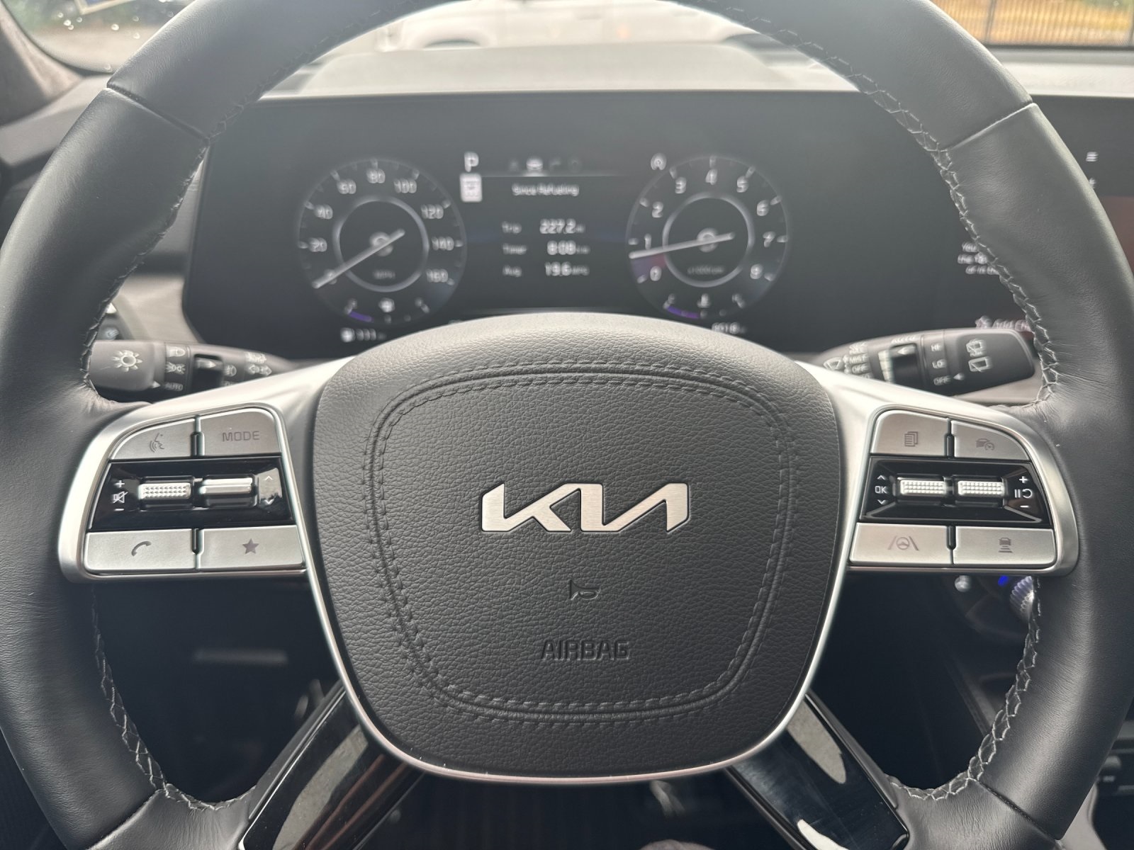 2025 Kia Telluride X-Line photo 24