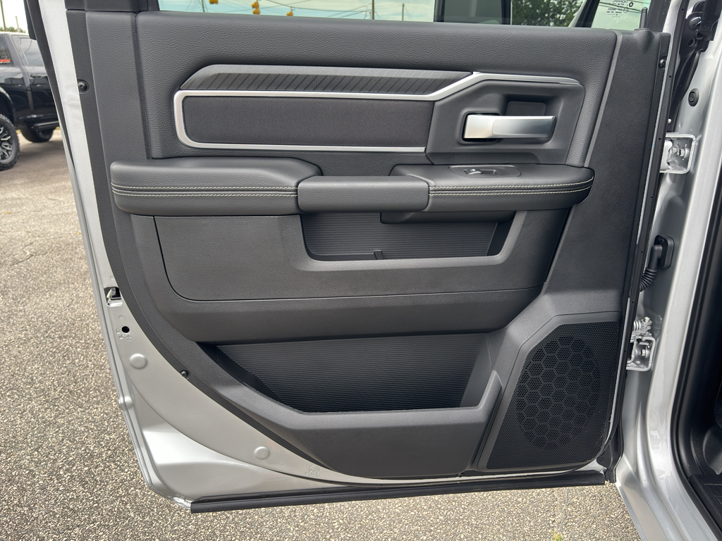 2026 Ram 2500 Big Horn photo 20