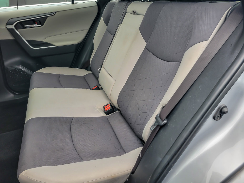 2019 TOYOTA RAV4 - Image 14