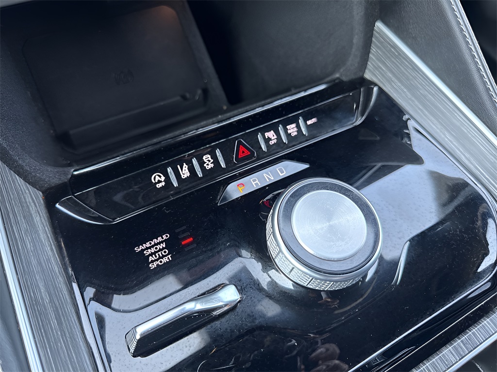 2024 Jeep Wagoneer L Series II photo 18