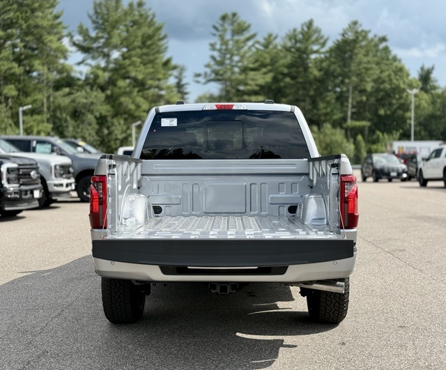 2025 Ford F-150 XLT photo 6