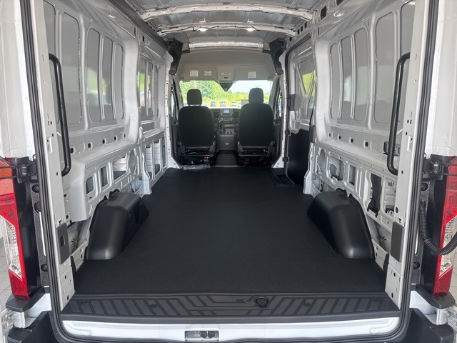 2025 Ford Transit Cargo Van photo 27