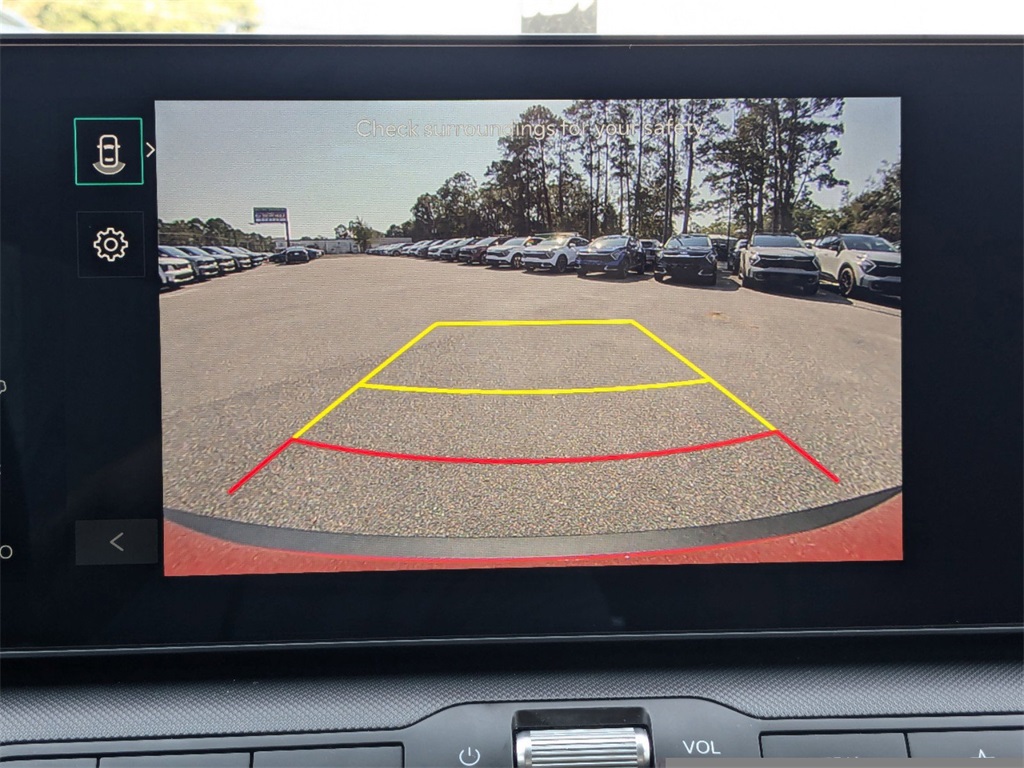 2025 Kia K4 EX photo 18