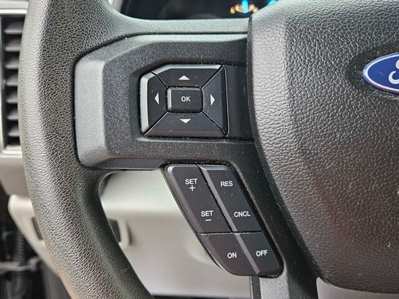 2018 Ford F-150 XLT photo 24