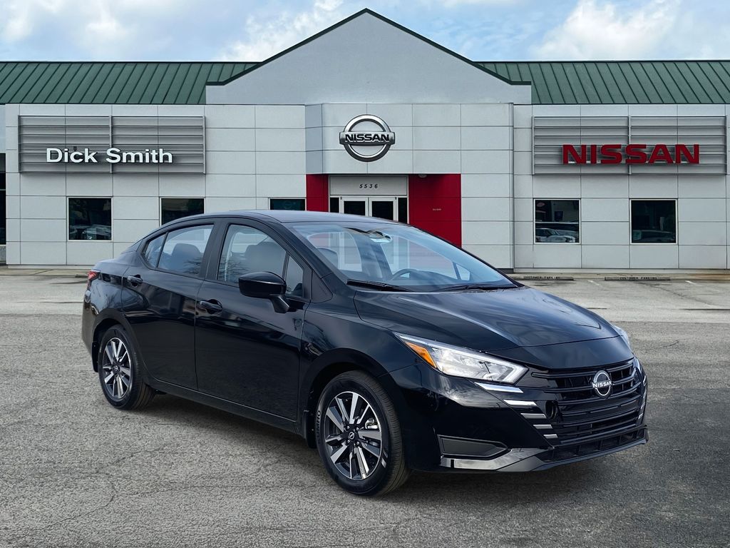 2025 Nissan Versa SV's photo