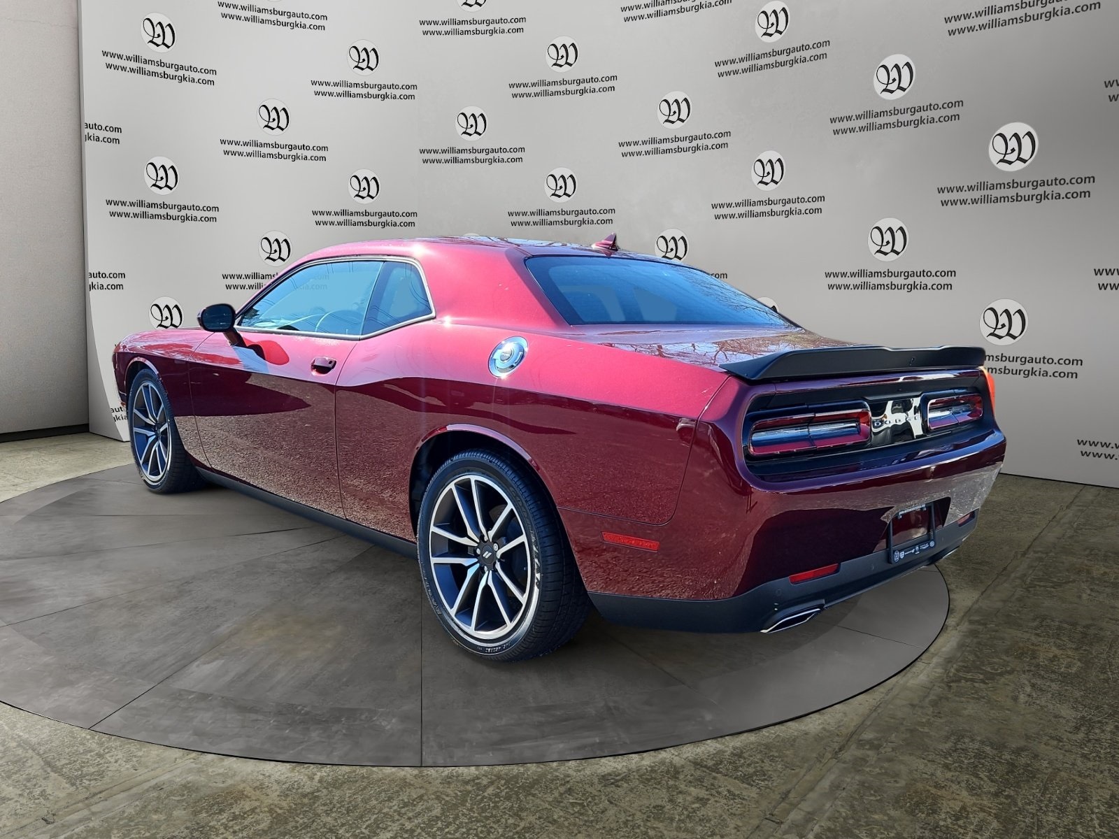2023 Dodge Challenger GT photo 3
