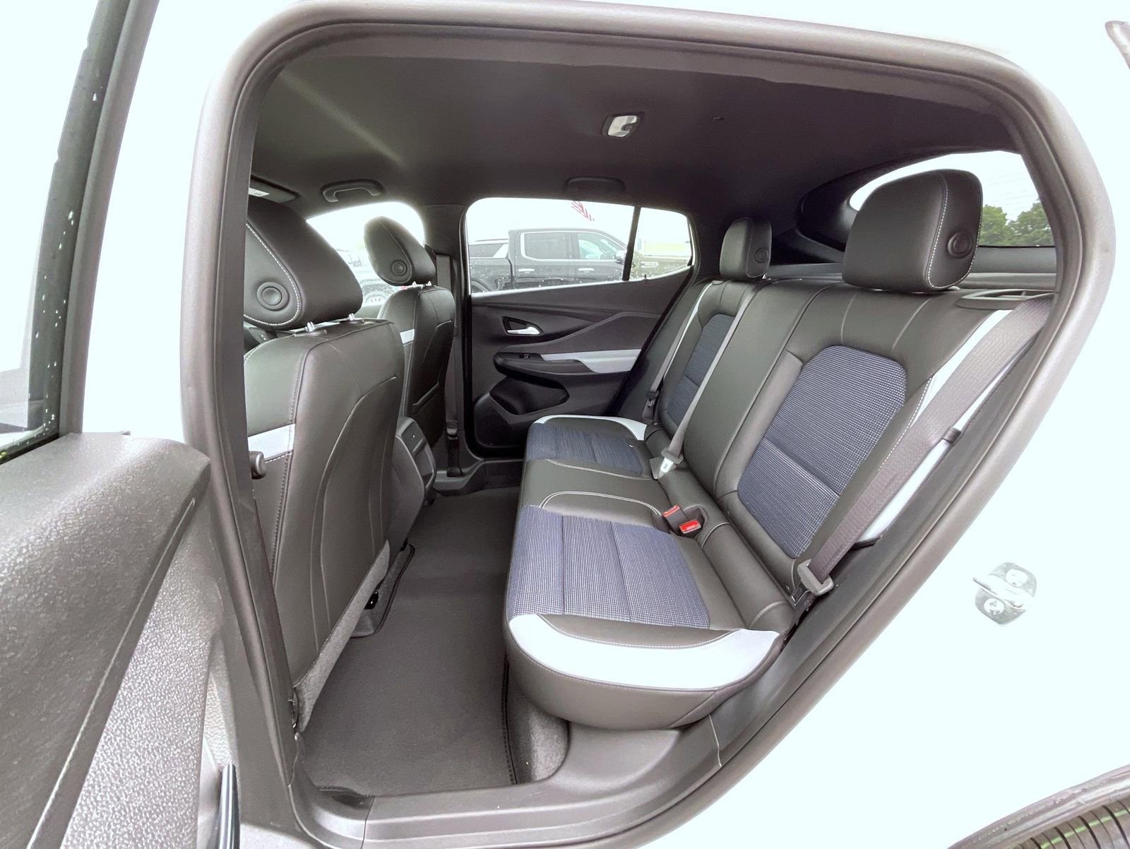 2025 Buick Envista Preferred photo 19