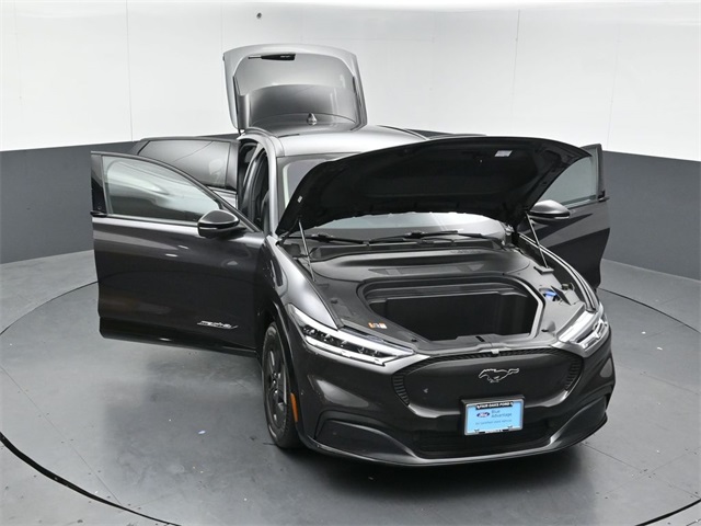 2022 FORD MUSTANG MACH-E - Image 50