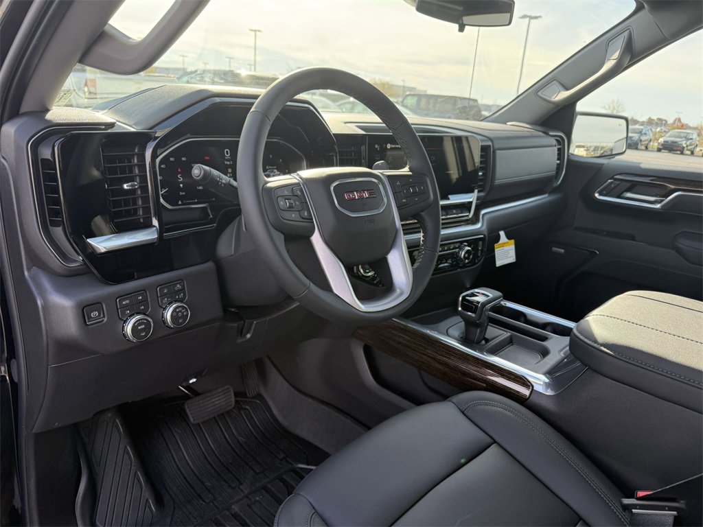 2026 GMC SIERRA - Image 17