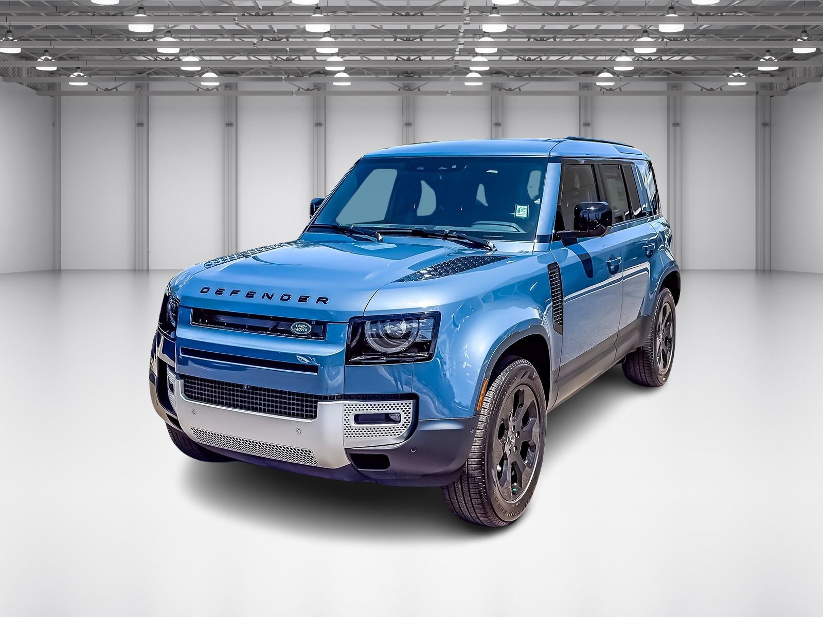 2025 Land Rover Defender S's photo