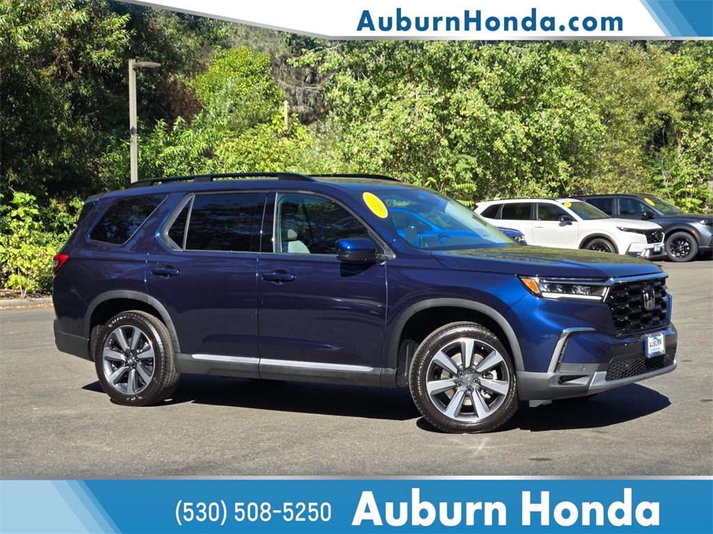 2025 Honda Pilot Touring's photo
