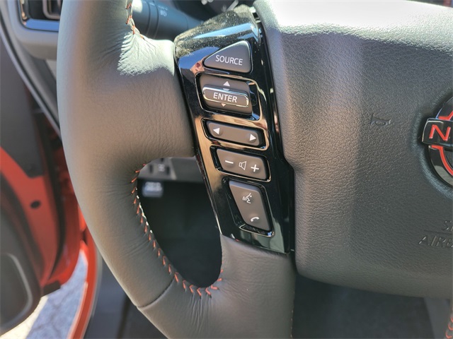 2025 Nissan Frontier PRO-4X photo 28