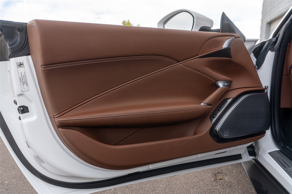 2024 Ferrari Roma Spider photo 21