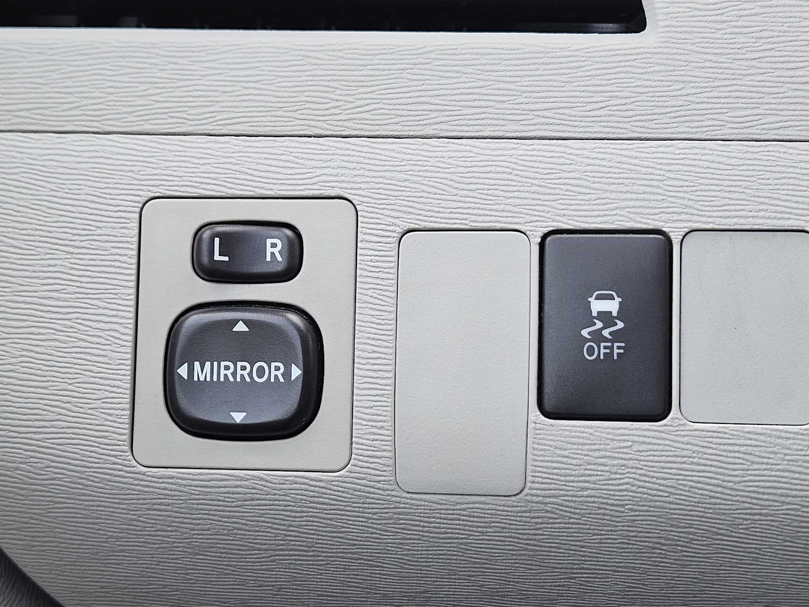 2013 Toyota Sienna LE photo 16