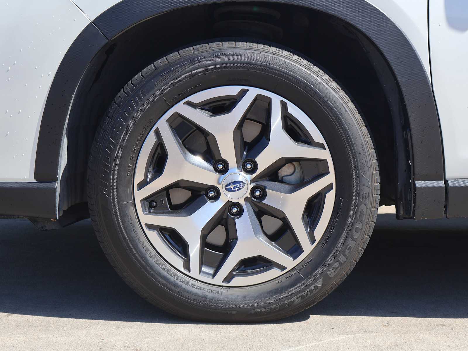 2022 Subaru Forester Premium photo 3