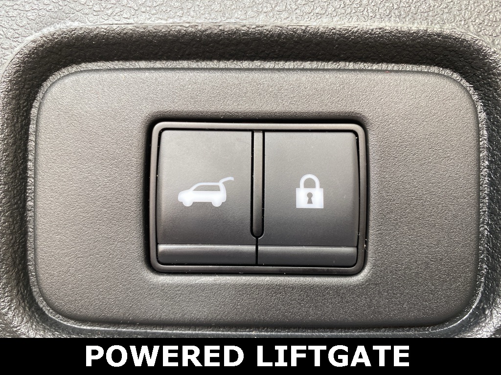 2024 Nissan Pathfinder SL photo 7