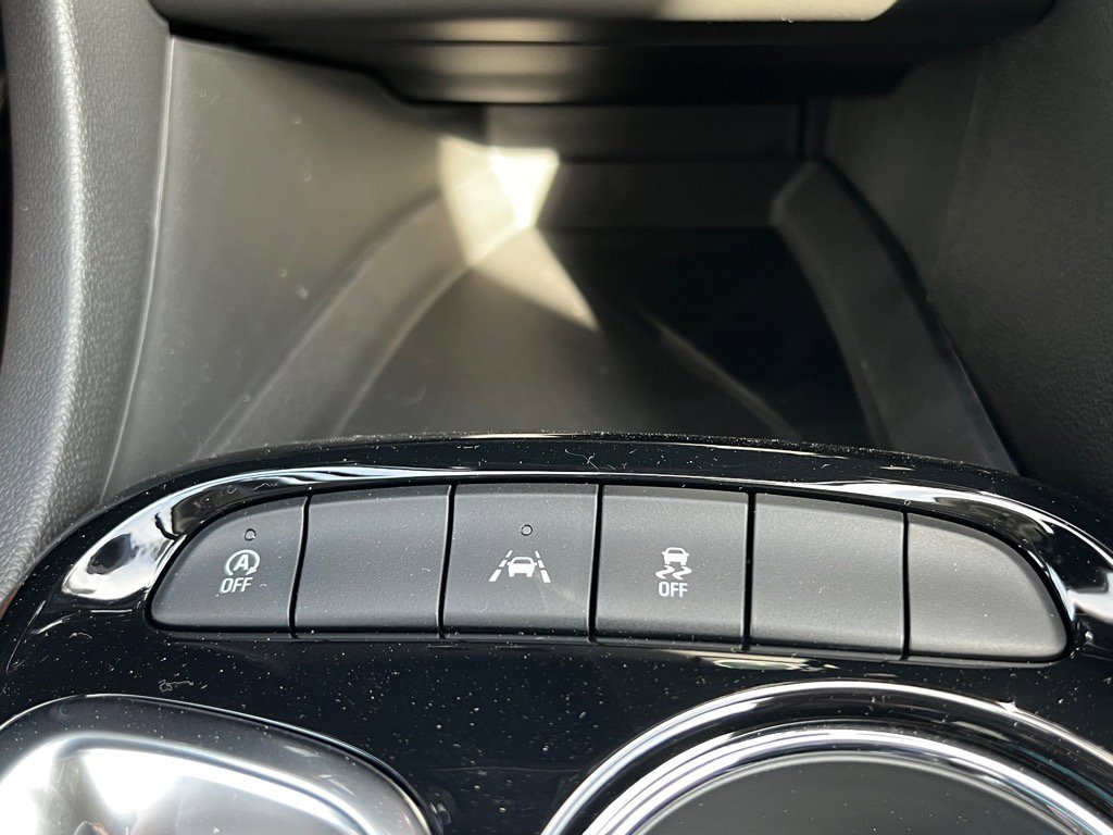 2026 Buick Encore GX Sport Touring photo 4