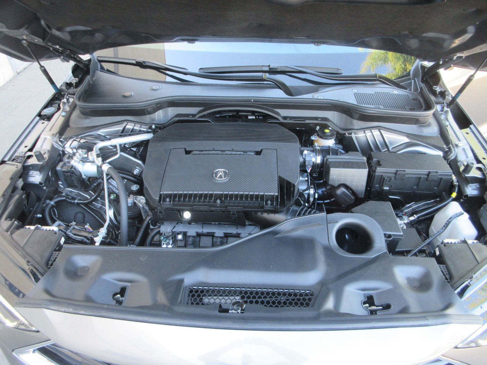 2025 Acura MDX SH-AWD Technology photo 7