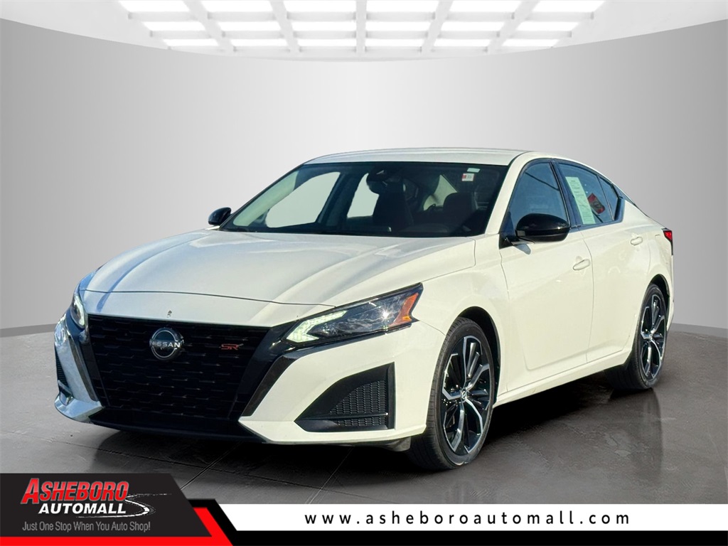 2024 Nissan Altima SR