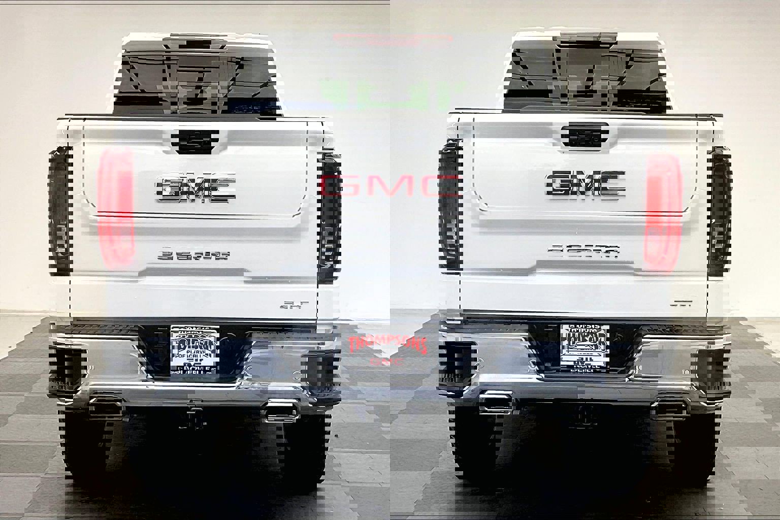 2026 Gmc Sierra 1500 SLT photo 3