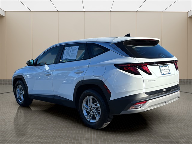 2025 Hyundai Tucson SE photo 3